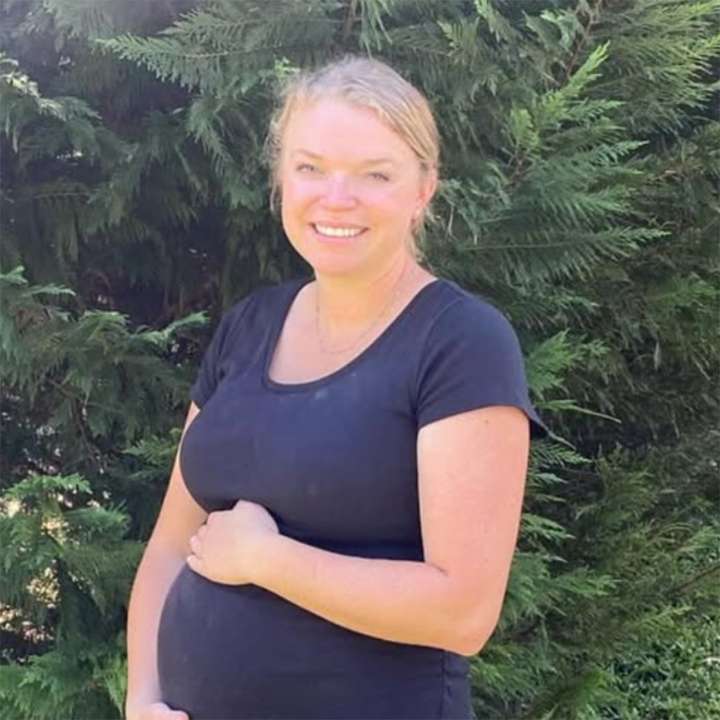 Sister Wives: Kody Brown's Daughter Cries Over Estrangement