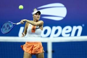 Sabalenka into US Open semis after Vondrousova walkover