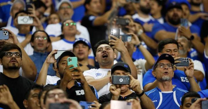 FIFA investiga a El Salvador por insultos racistas en el Cuscatlán