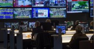 Ontario horse racing slows as gamblers shrug and turn away