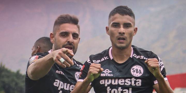 Golazo ‘maradoniano’ de Carlos López en la victoria de Sport Boys vs Alianza Universidad por Liga 1 2025
