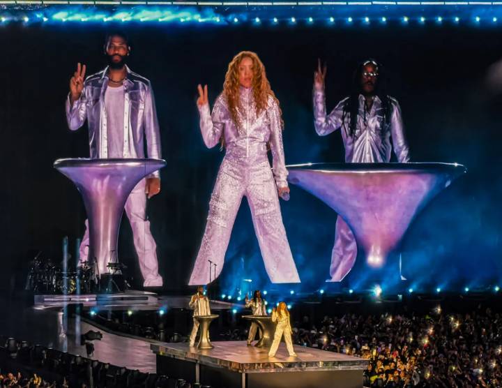 SHAKIRA DEJA UNA NOCHE INOLVIDABLE PARA TODOS LOS POBLANOS