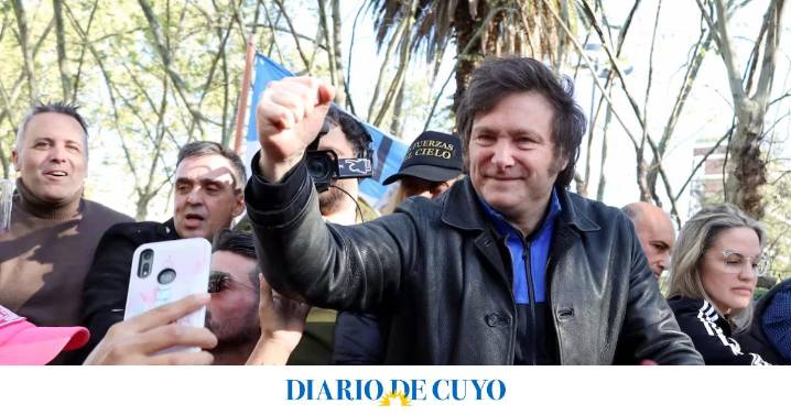 En busca de recuperar la mística, Javier Milei inicia su campaña en Tierra del Fuego
