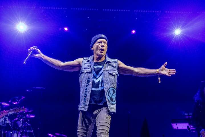 Iron Maiden's Bruce Dickinson gives health update