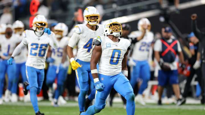 Jim Harbaugh: "Rising star" Daiyan Henley found his medicine on the field