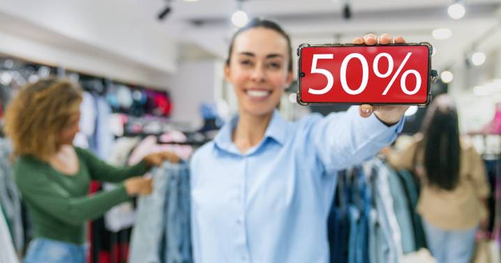 Growing number of affluent consumers are shopping at discount stores. Here's why.