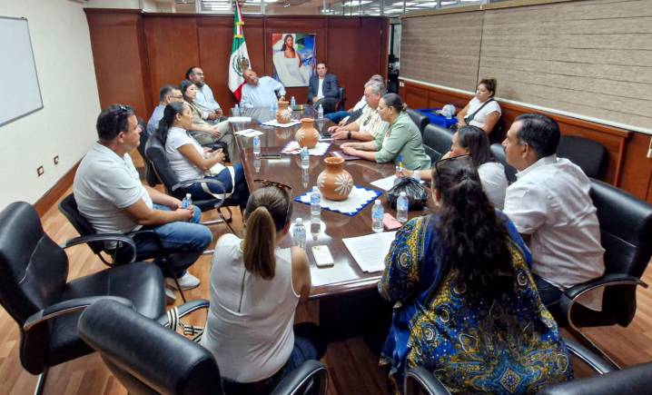 Concluye sin acuerdo reunión entre maestros y autoridades por la Clave L Plus; Gobierno no cambia y habrá nueva reunión el viernes