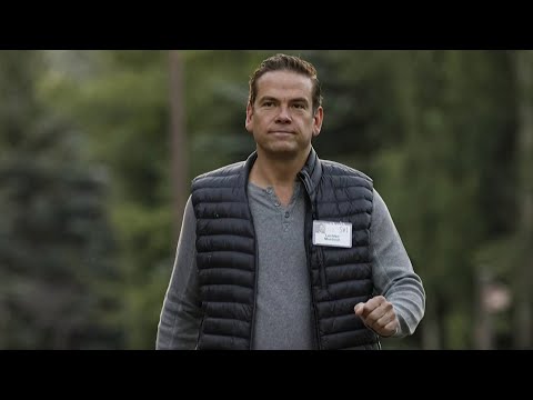 Lachlan Murdoch gets control of Fox and WSJ media empire in new family deal