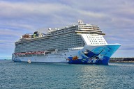 Norwegian Escape Kicks Off Fall Season in Northeast