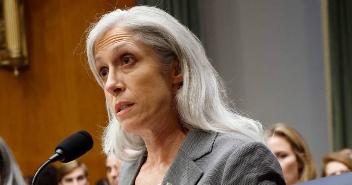 Former CDC director warns about changes to childhood vaccine schedule at hearing