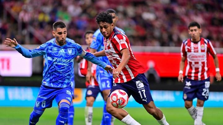 MINUTO A MINUTO: ¡Nahuel Guzmán ataja un penal y evita el gol de Chivas!