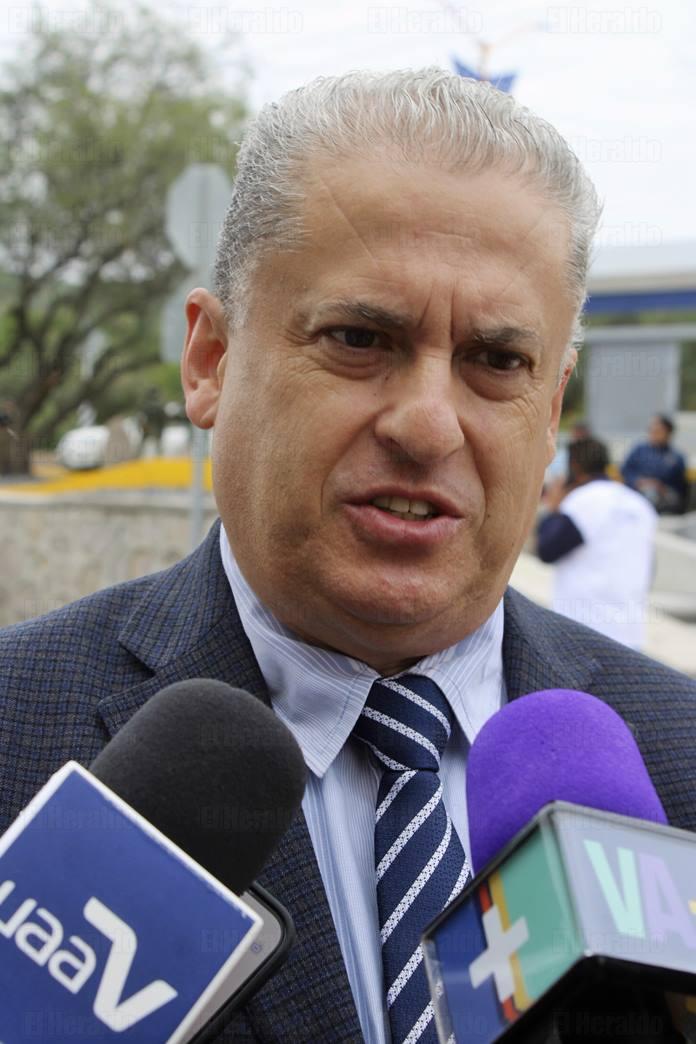Autoridades atienden deslaves cercanos a zonas escolares