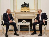Putin recibió en el Kremlin al primer ministro armenio