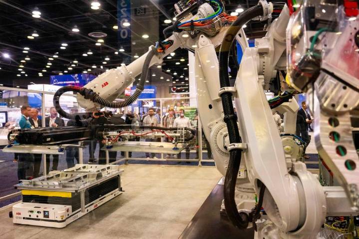 How autoworkers are retraining for the robot revolution