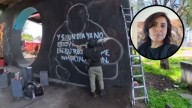 Artista que pintó mural para Alicia Mateos, la "abuelita heroína", busca a su hermana desaparecida: esto se sabe