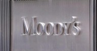 Advierte Moody’s a México a elevar recaudación por Pemex como problema