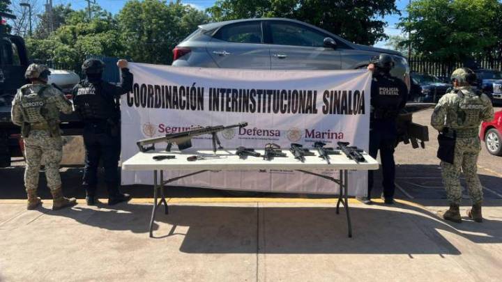 Aseguran 9 armas y esperan orden de cateo en vivienda asegurada de Stanza Cantabria, en Culiacán