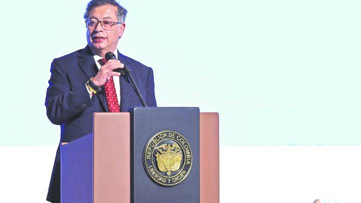 Colombia considera "desproporcionada" la presencia de EU en el Caribe