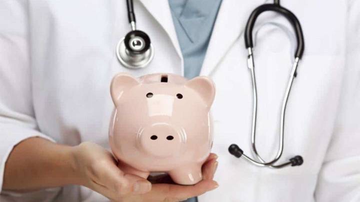 Prepagas confirmaron aumentos en sus cuotas para octubre: de cuánto serán los incrementos