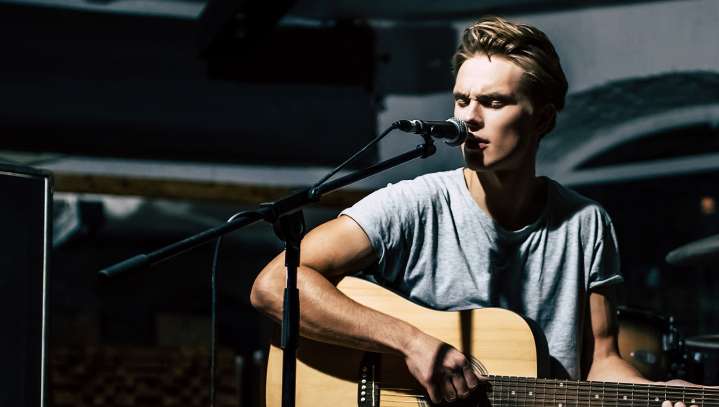 Worship Leader Commits 47 Heresies In 30
