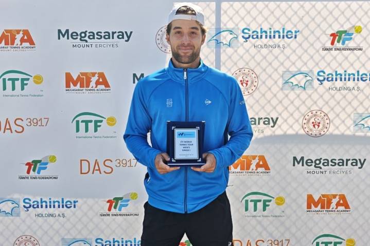 El grancanario Iván Marrero se corona en Turquía