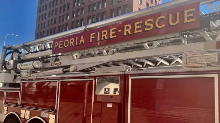 Resident displaced after Peoria house fire