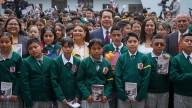 Inicia entrega de 6 millones de Cartillas de las Mujeres a estudiantes de secundaria