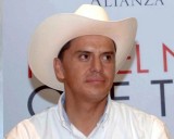 Ex gobernador Sandoval Castañeda seguirá sujeto a proceso por lavado de dinero: FGR