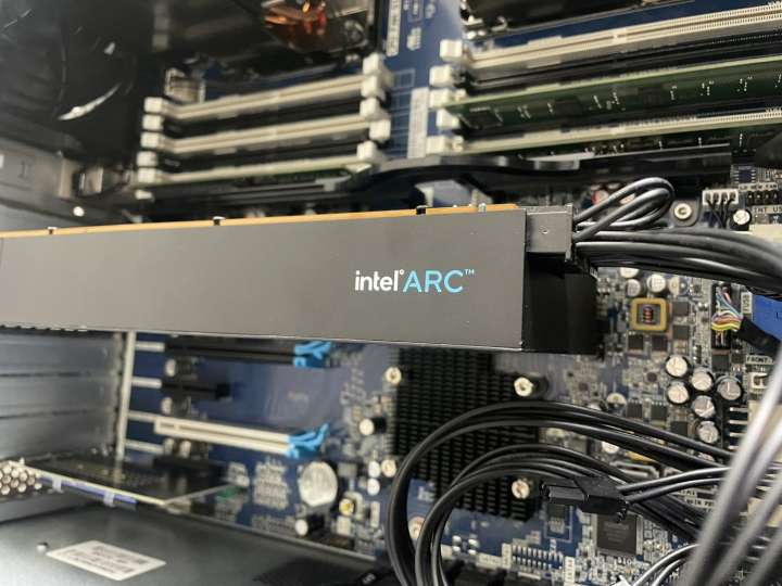 Intel Arc A750 GPU Sample With 16 GB Memory, 512