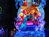 Disneyland clears parade route as smoke billows from Paint the Night float