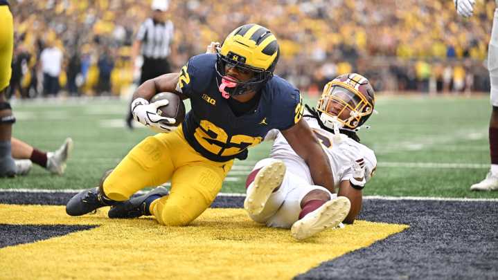Live updates: Michigan takes 7-0 lead over Central Michigan