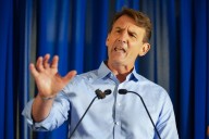 Poll indicates most voters oppose mid-decade redistricting