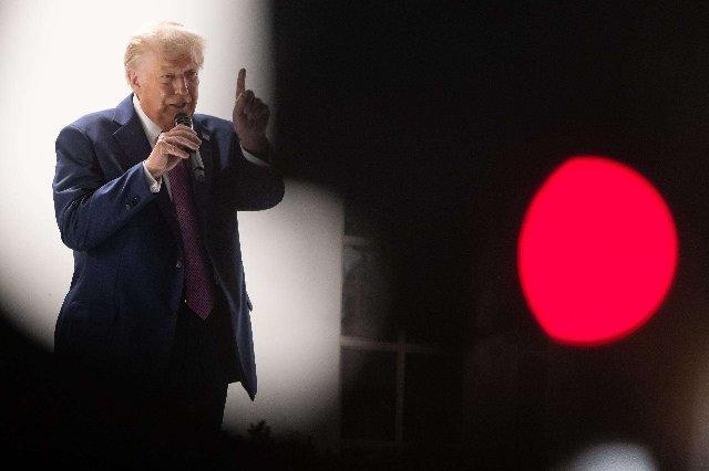 Trump cambia el nombre del Pentágono a Departamento de Guerra