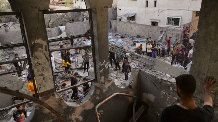 Airstrikes And Gunfire Kill At Least 59 People In Gaza As Pressure Grows For Ceasefire, Hostage Deal