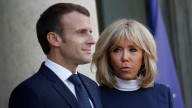 Los Macron presentarán pruebas científicas para demostrar que Brigitte es mujer