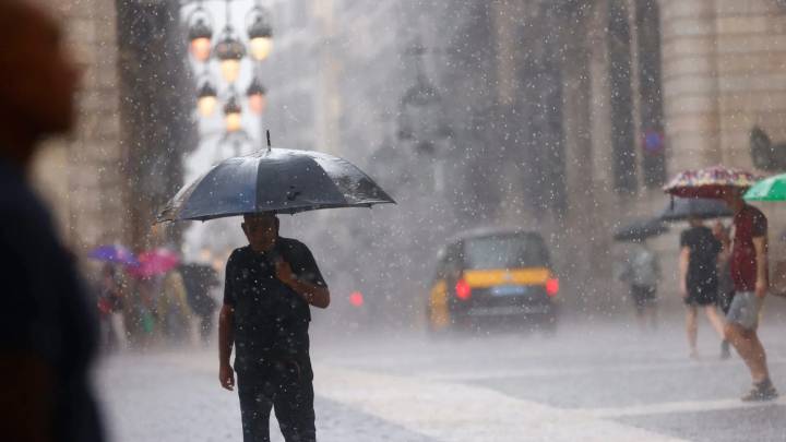 Alerta de la Aemet en España por lluvias de hasta 20 litros por metro cuadrado
