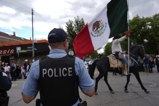 Potential federal intervention poses challenges for Chicago police on the ground
