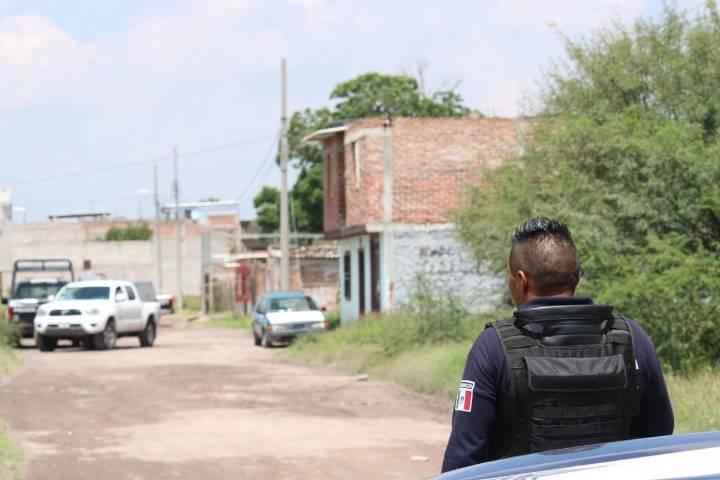 Condenan a escoltas de funcionario de Guanajuato por portación ilegal de armas