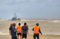 Typhoon Bualoi: Hundreds of thousands evacuated, airports closed as Vietnam braces for intensifying storm