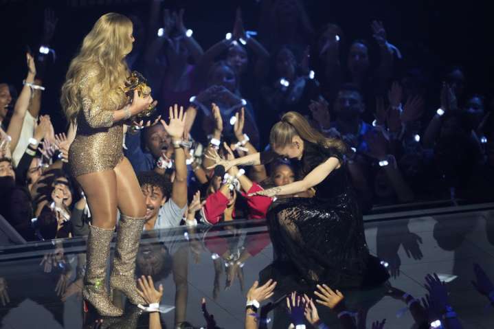 Ariana Grande and Lady Gaga shine at the MTV VMAs with wins and performances