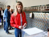 Corrupción en España: el juez que investiga a la esposa de Pedro Sánchez pide todos sus emails y adelanta la fecha para que se presente a declarar