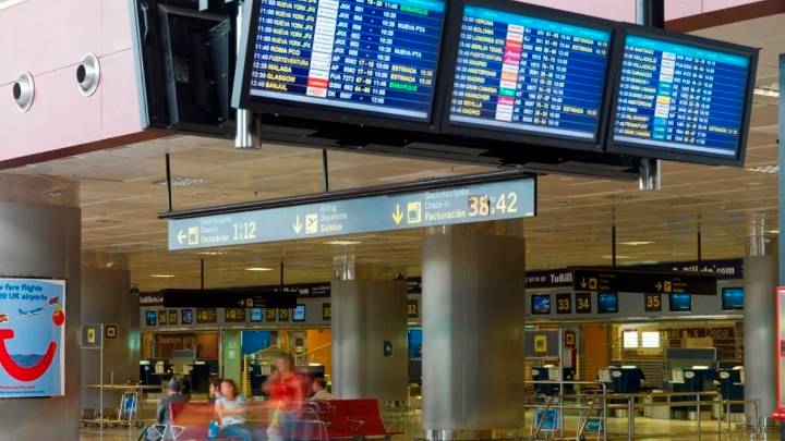 Normalidad en los aeropuertos canarios ante el ciberataque a aeródromos de Reino Unido, Bruselas y Berlín