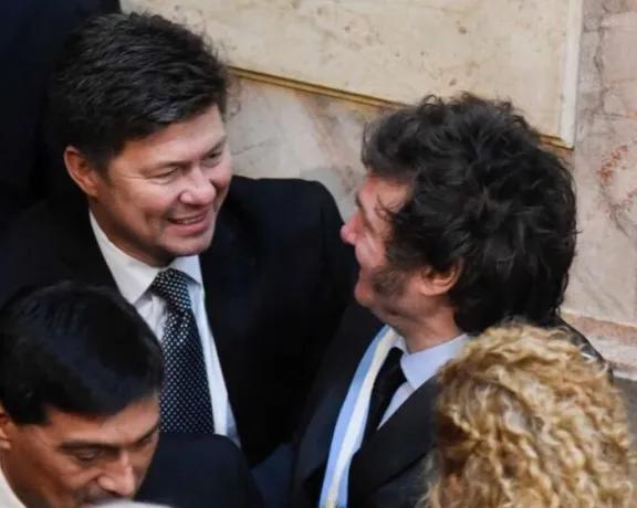 Corrientes: el candidato de La Libertad Avanza cuarto cómodo y lejos de la pela por la gobernación