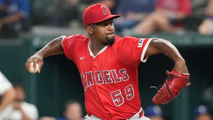 Angels at Mariners odds, picks and predictions