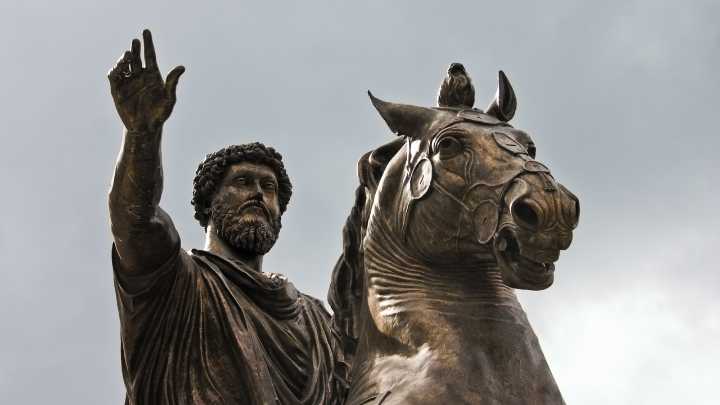Qué quería dar a entender Marco Aurelio cuando dijo: "Recibe sin orgullo, despréndete sin apego"