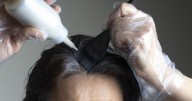 Cómo eliminar las canas para siempre: la mezcla casera libre de tinturas y químicos para recuperar el color del cabello