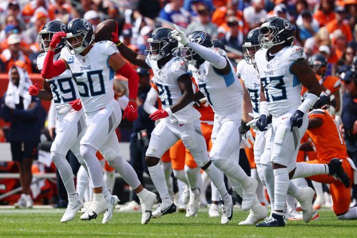 Rams at Tennessee Titans: Who has the edge?