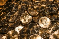 Loonie hits four-month low as stronger-than-expected economic data lifts U.S. dollar