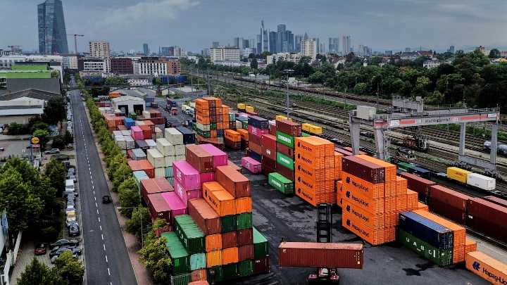 Trump to place import taxes on drugs, home furnishings and heavy trucks : NPR