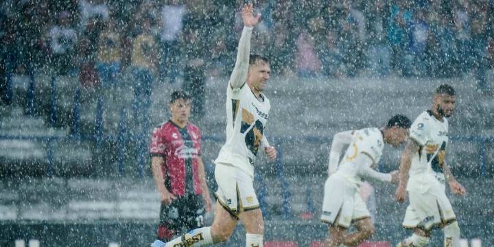 Aaron Ramsey hace su primer gol con Pumas: esta es la maldición que persigue al futbolista cada que anota